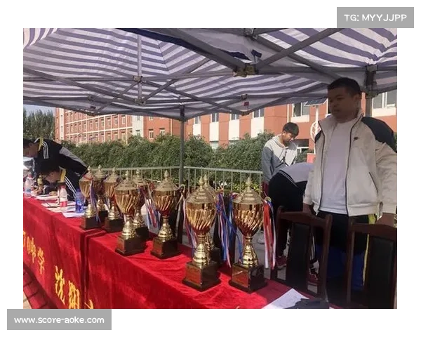 周轩竹荣获小马联赛最佳运动员称号 展现出卓越竞技实力与不懈拼搏精神 周轩竹荣获小马联赛最佳运动员称号 展现出卓越竞技实力与不懈拼搏精神