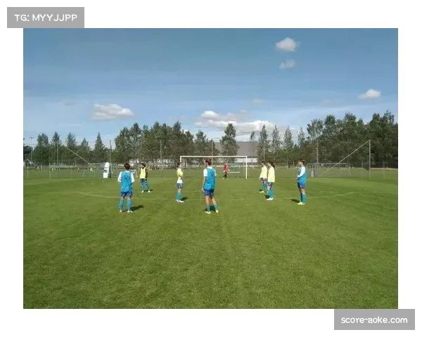 沙佩科恩斯定位球攻坚：10进球背后的定位球战术设计与执行